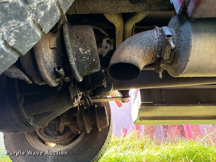 image for item FK2220 1991 International 8100 fuel truck