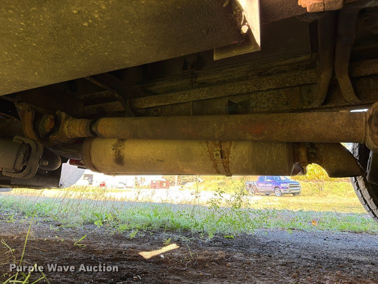 image for item FK2220 1991 International 8100 fuel truck