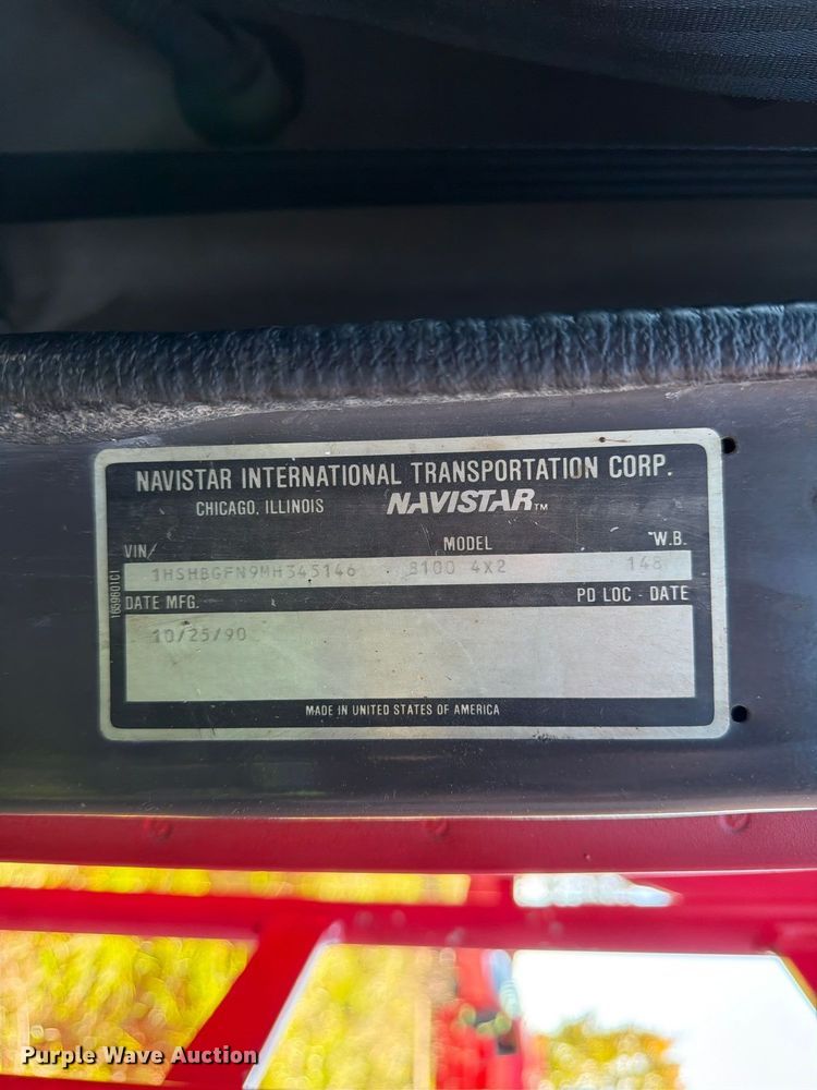 image for item FK2220 1991 International 8100 fuel truck