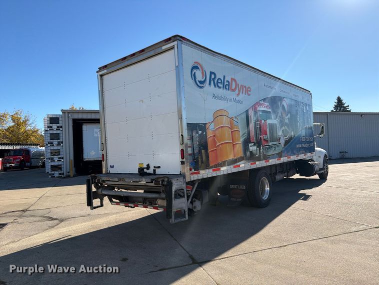 image for item FK2227 2014 Peterbilt 337 box truck