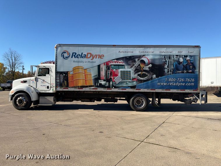 image for item FK2227 2014 Peterbilt 337 box truck