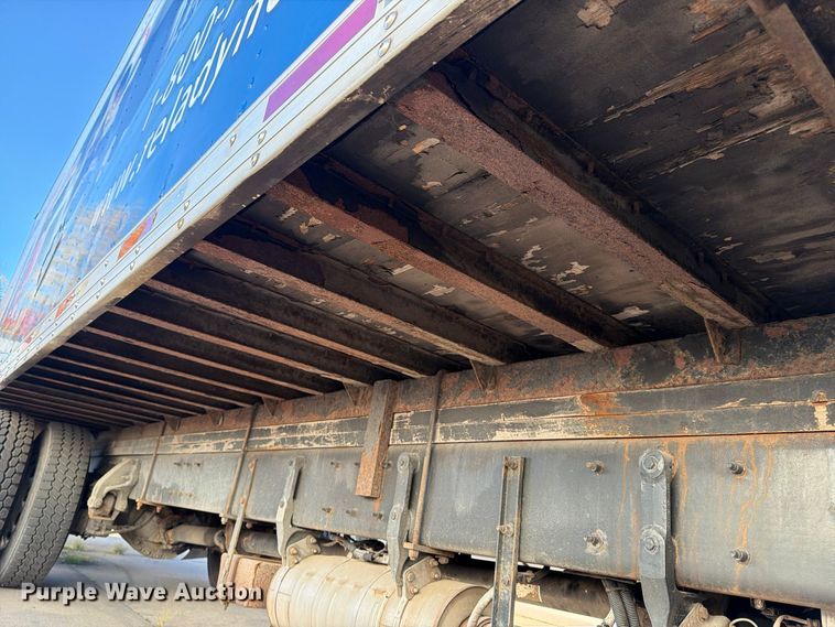 image for item FK2227 2014 Peterbilt 337 box truck