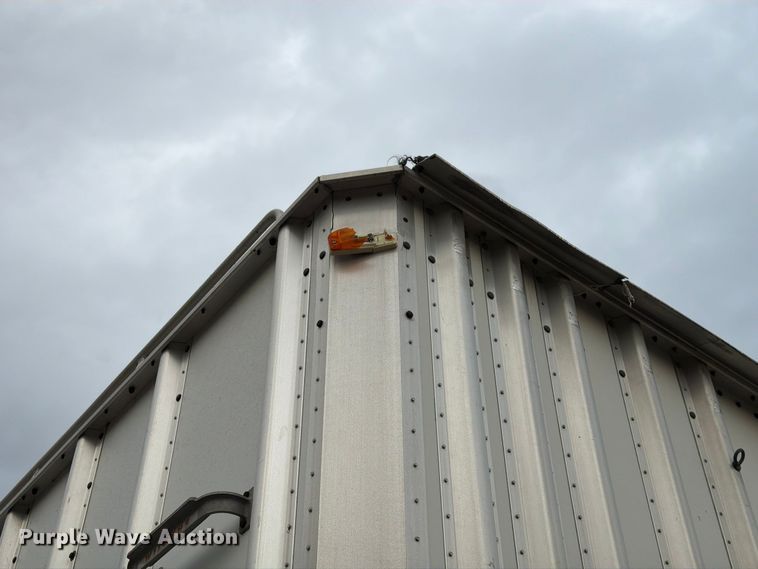 image for item FK3867 2001 Wilkens OK2MA32NCFSR walking floor trailer