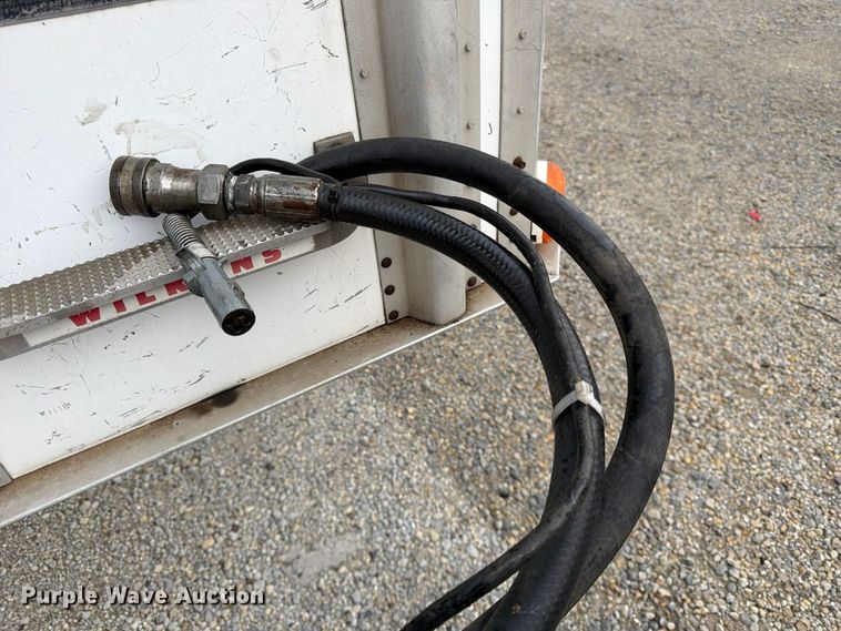 image for item FK3867 2001 Wilkens OK2MA32NCFSR walking floor trailer