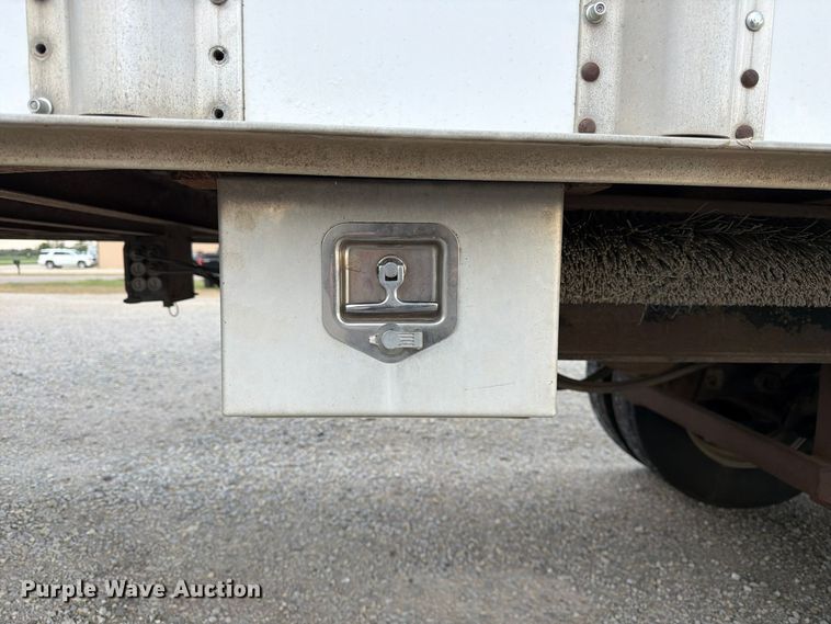 image for item FK3867 2001 Wilkens OK2MA32NCFSR walking floor trailer