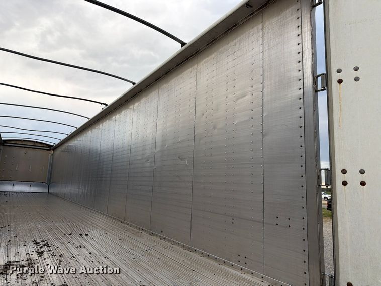 image for item FK3867 2001 Wilkens OK2MA32NCFSR walking floor trailer