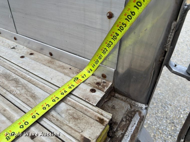 image for item FK3867 2001 Wilkens OK2MA32NCFSR walking floor trailer