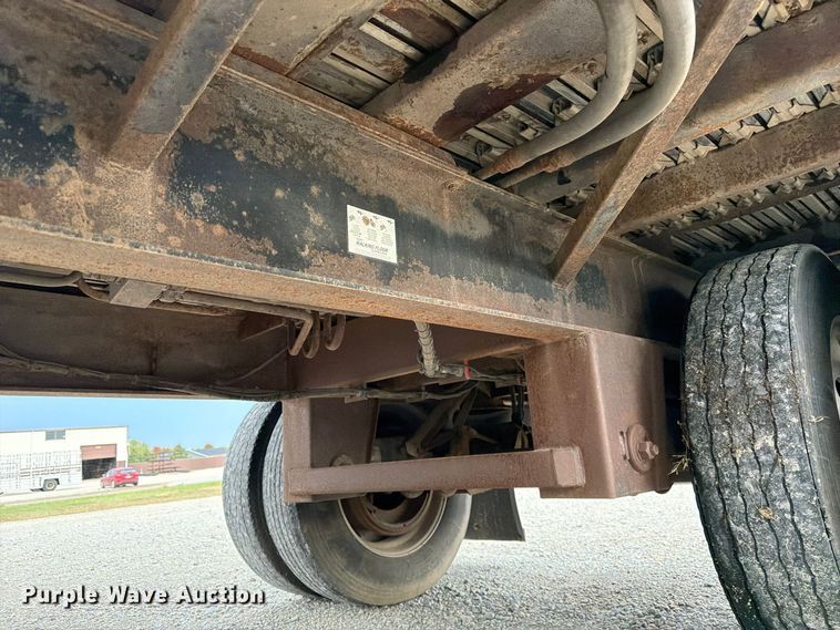 image for item FK3867 2001 Wilkens OK2MA32NCFSR walking floor trailer