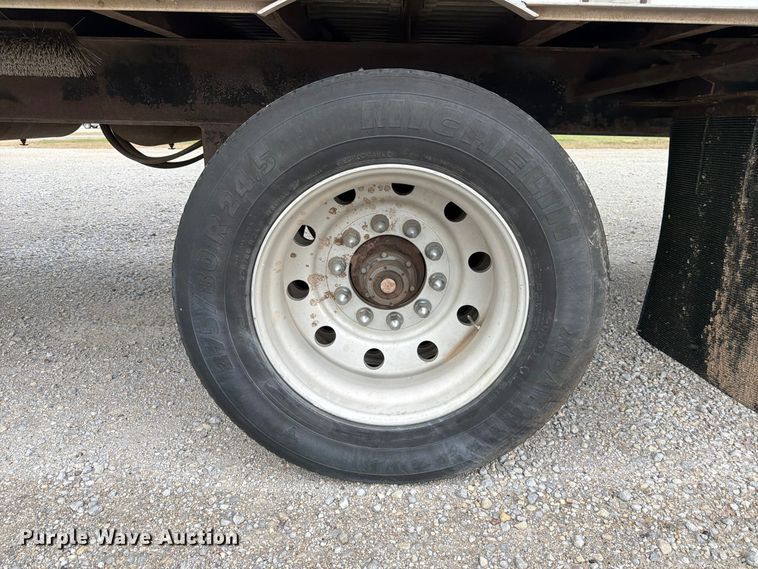image for item FK3867 2001 Wilkens OK2MA32NCFSR walking floor trailer