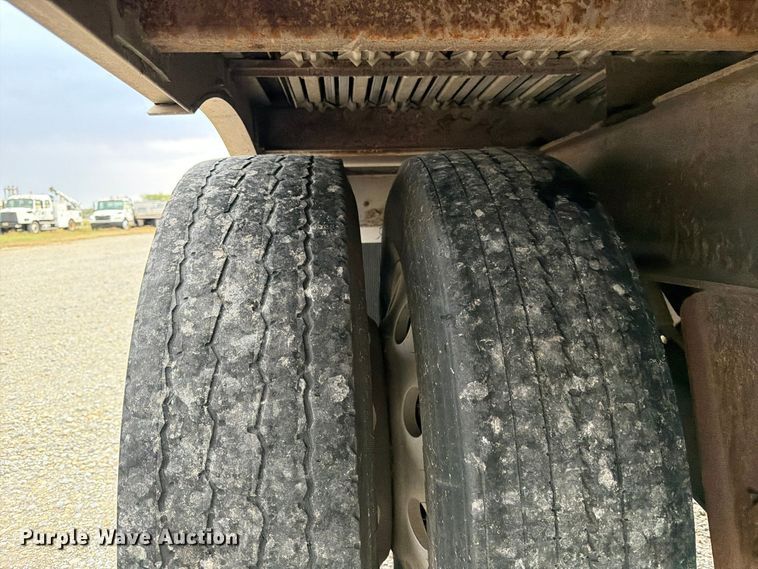 image for item FK3867 2001 Wilkens OK2MA32NCFSR walking floor trailer