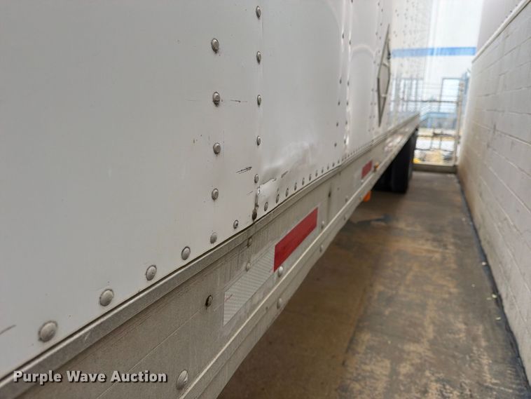 image for item FP4088 2023 Utility VS2D dry van trailer
