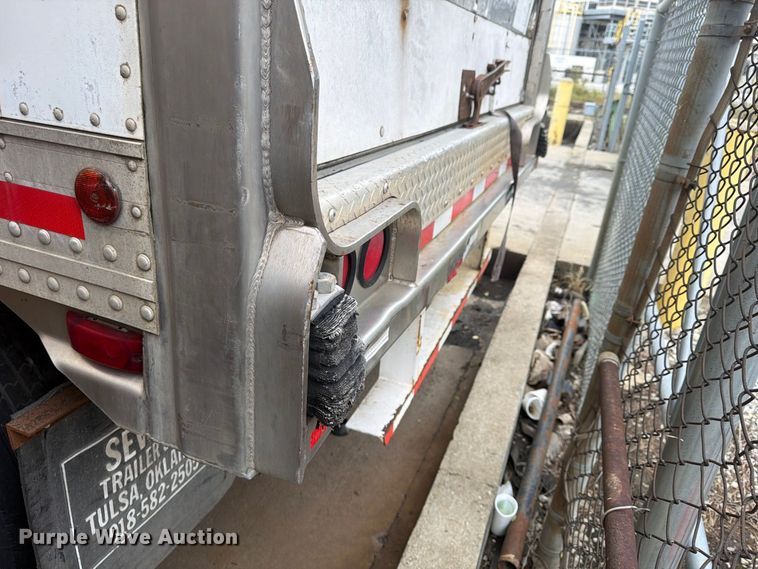 image for item FP4088 2023 Utility VS2D dry van trailer