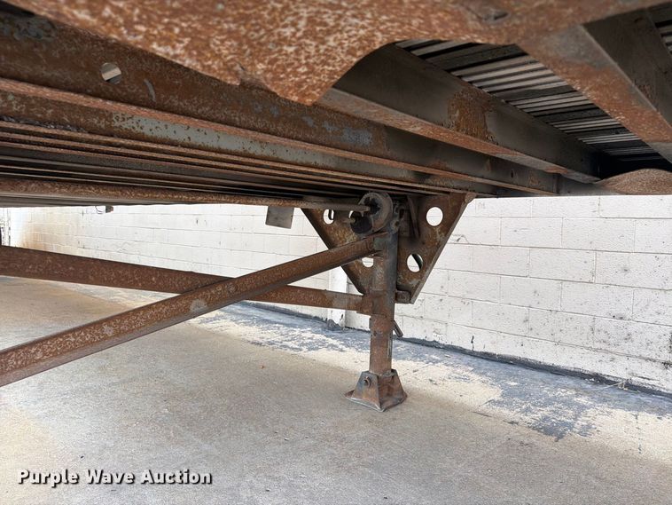 image for item FP4088 2023 Utility VS2D dry van trailer