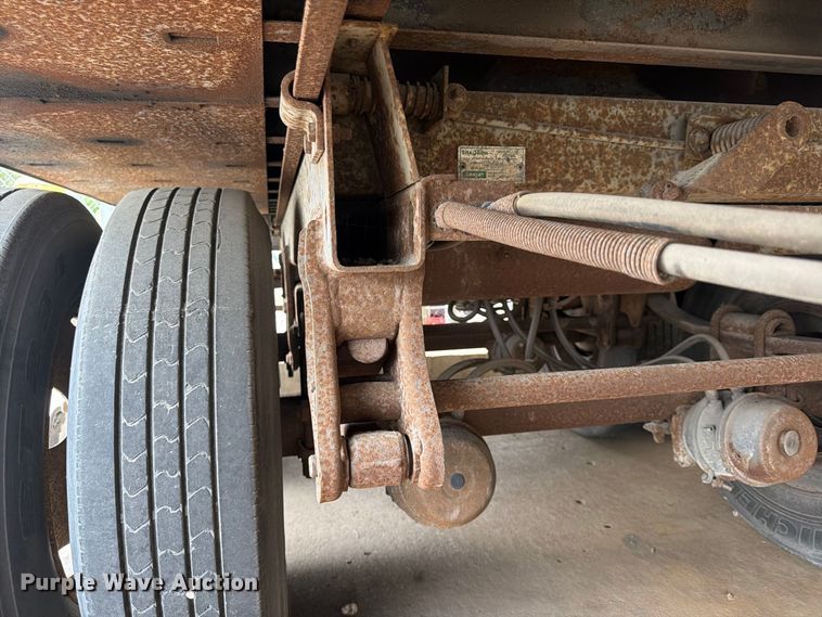 image for item FP4088 2023 Utility VS2D dry van trailer