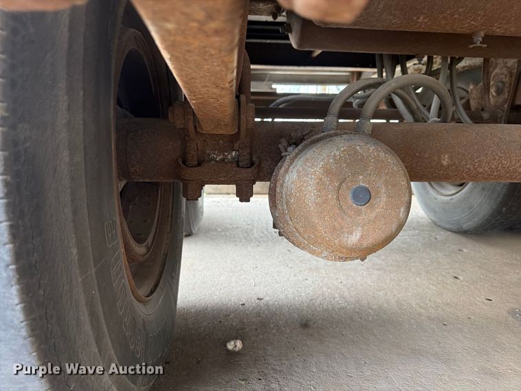 image for item FP4088 2023 Utility VS2D dry van trailer