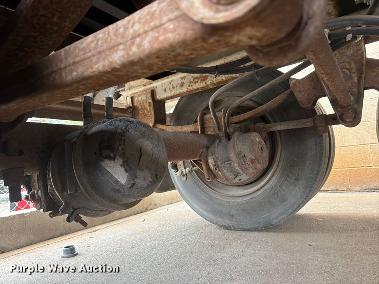 image for item FP4088 2023 Utility VS2D dry van trailer