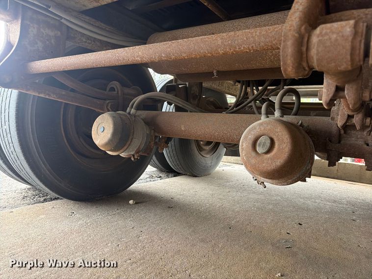 image for item FP4088 2023 Utility VS2D dry van trailer