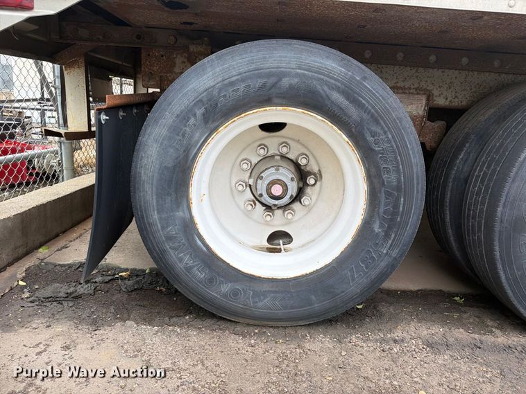image for item FP4088 2023 Utility VS2D dry van trailer