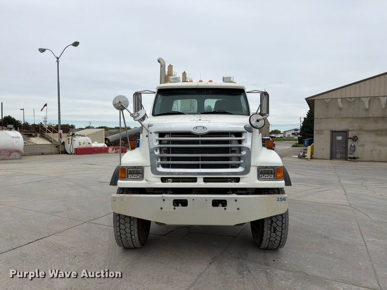 image for item FT7550 2003 Sterling Trucks L9500 Series truck cab and chassis