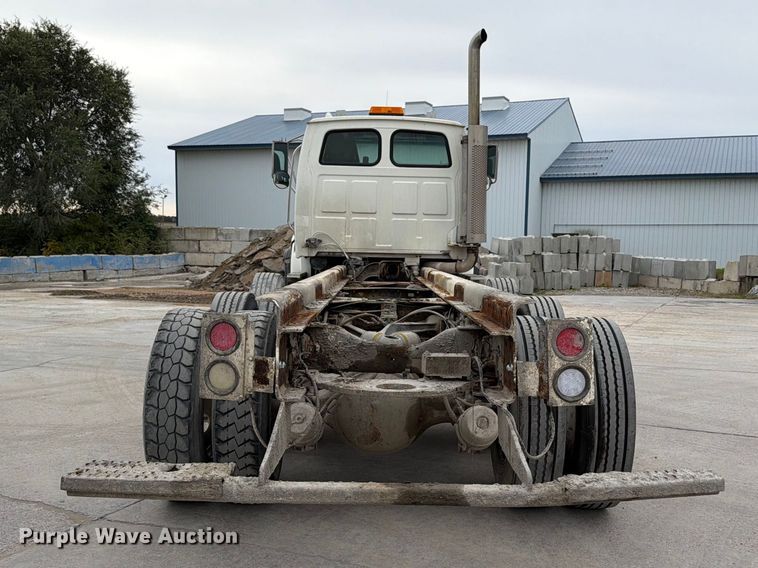 image for item FT7550 2003 Sterling Trucks L9500 Series truck cab and chassis