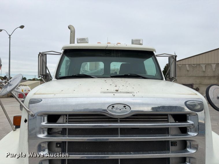 image for item FT7550 2003 Sterling Trucks L9500 Series truck cab and chassis