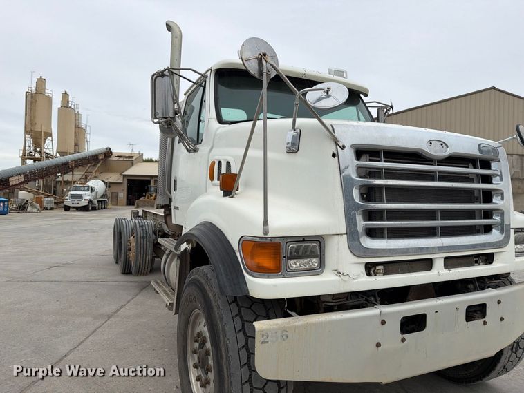 image for item FT7550 2003 Sterling Trucks L9500 Series truck cab and chassis