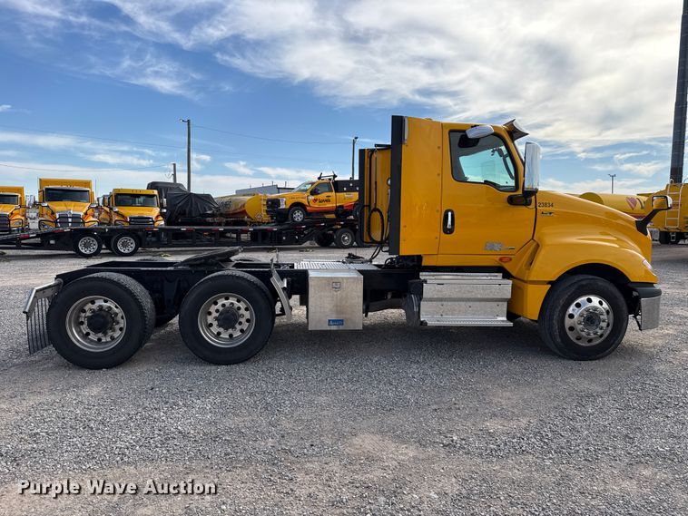 image for item FV2084 2023 International LT625 semi truck