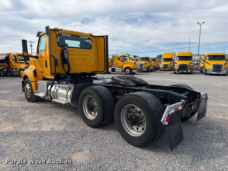 image for item FV2084 2023 International LT625 semi truck