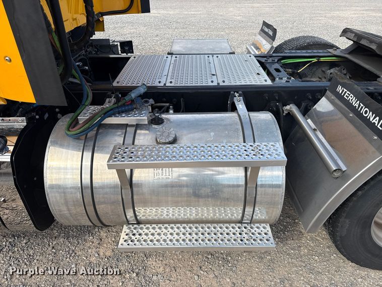image for item FV2084 2023 International LT625 semi truck