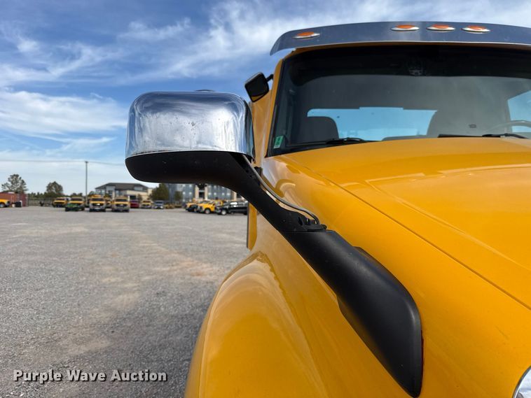 image for item FV2084 2023 International LT625 semi truck