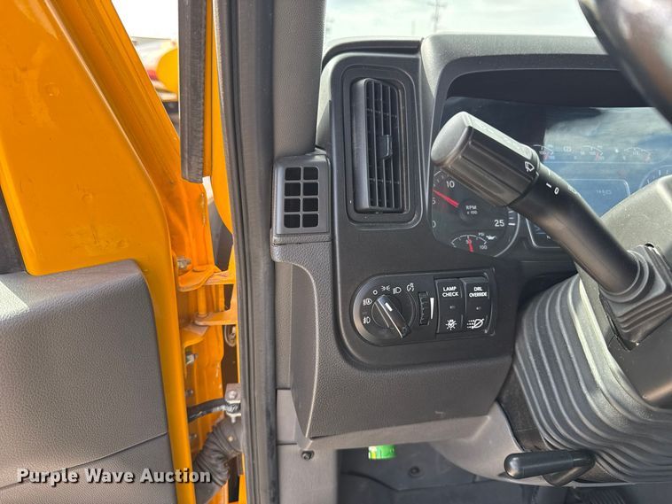 image for item FV2084 2023 International LT625 semi truck
