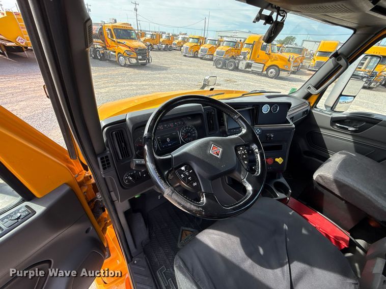 image for item FV2084 2023 International LT625 semi truck