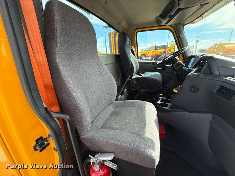 image for item FV2084 2023 International LT625 semi truck