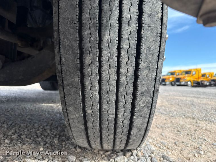 image for item FV2084 2023 International LT625 semi truck