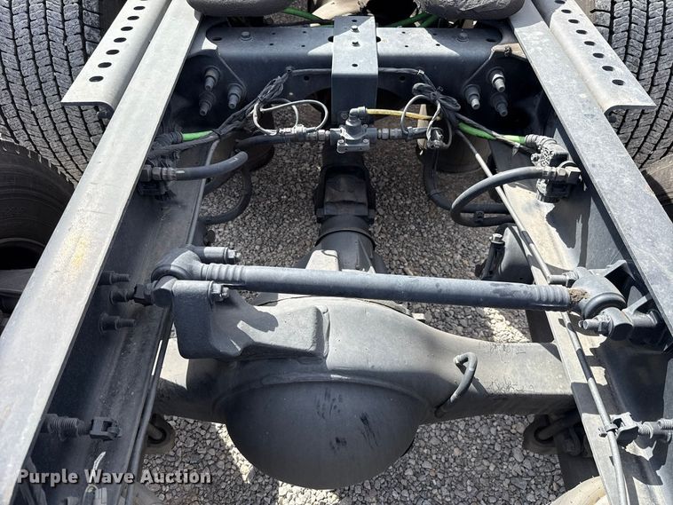 image for item FV2085 2024 International LT625 semi truck