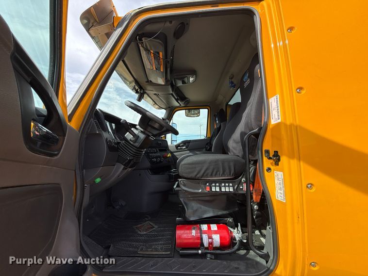 image for item FV2085 2024 International LT625 semi truck