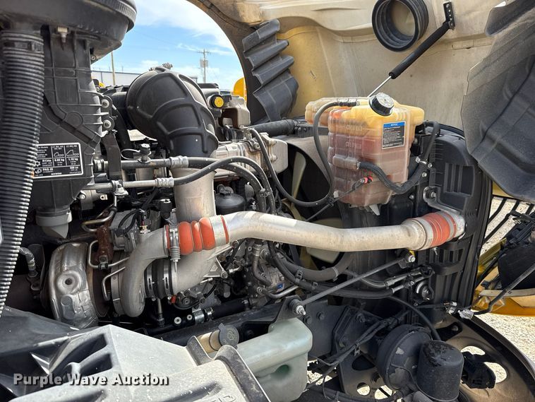 image for item FV2085 2024 International LT625 semi truck