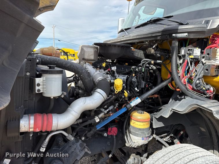 image for item FV2085 2024 International LT625 semi truck
