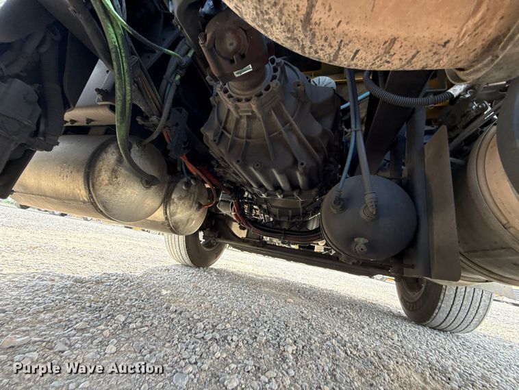 image for item FV2085 2024 International LT625 semi truck