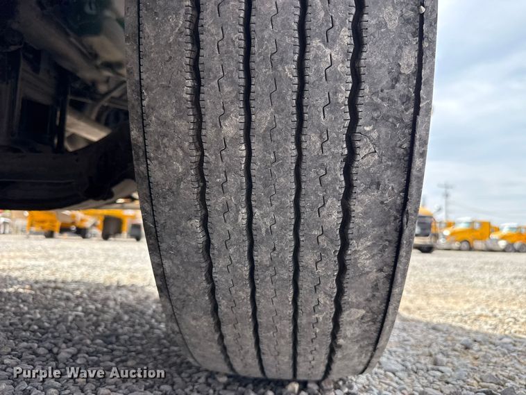 image for item FV2085 2024 International LT625 semi truck