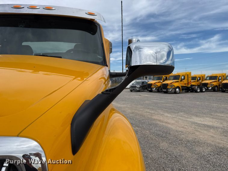 image for item FV2086 2023 International LT625 semi truck