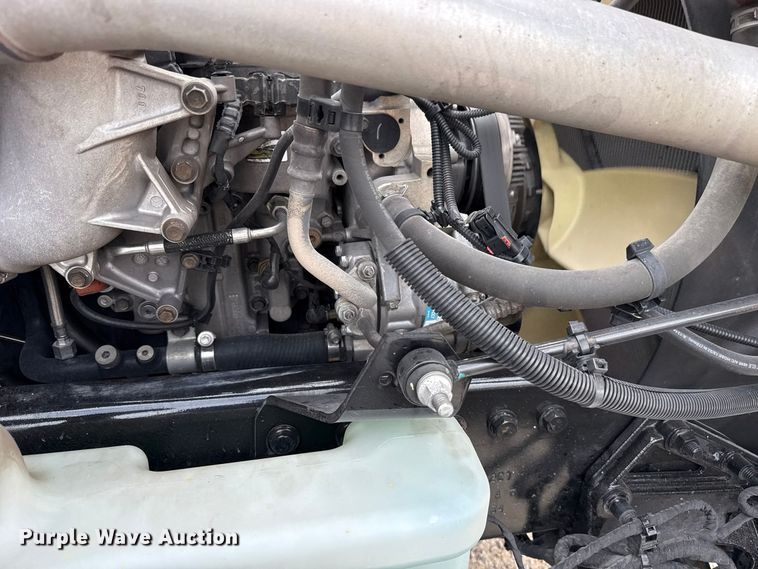 image for item FV2086 2023 International LT625 semi truck