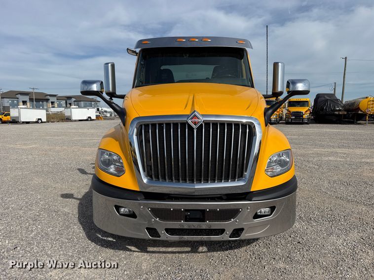 image for item FV2088 2023 International LT625 semi truck