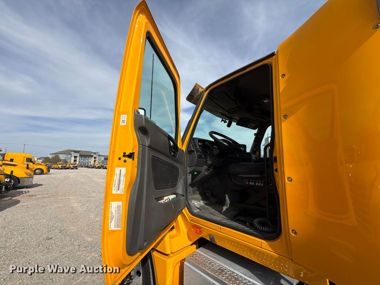 image for item FV2088 2023 International LT625 semi truck