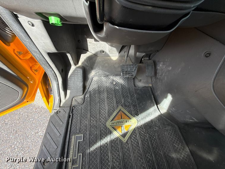 image for item FV2088 2023 International LT625 semi truck