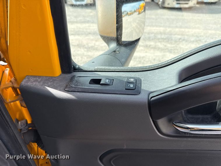 image for item FV2088 2023 International LT625 semi truck