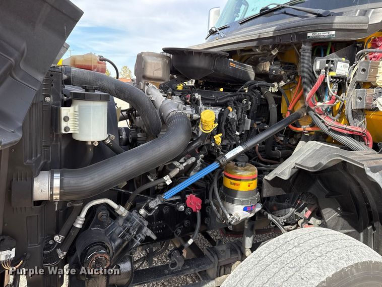 image for item FV2088 2023 International LT625 semi truck