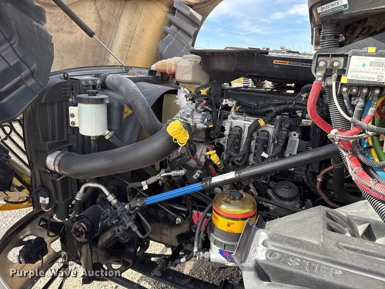 image for item FV2088 2023 International LT625 semi truck