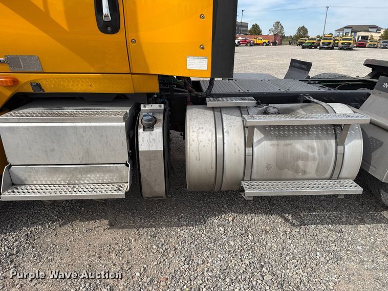 image for item FV2089 2023 International LT625 semi truck