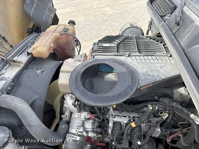 image for item FV2089 2023 International LT625 semi truck